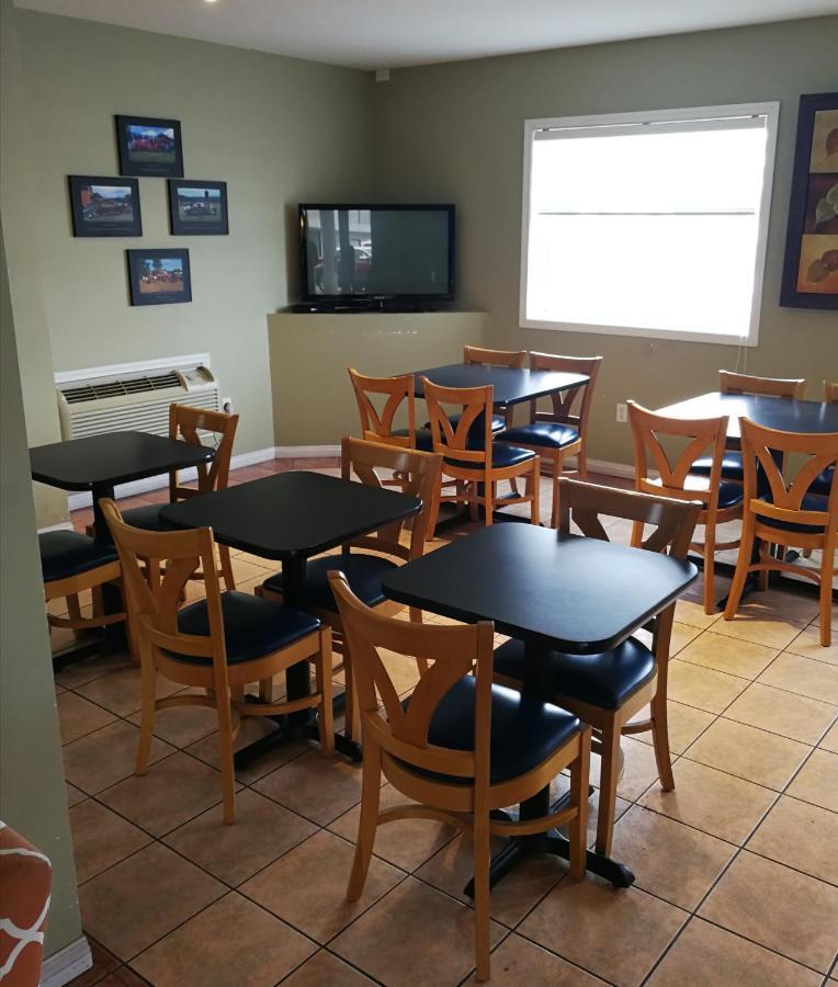 Grand Forks Inn Luaran gambar